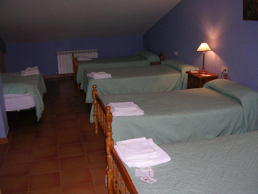 Meson De Colungo Hotel Room photo